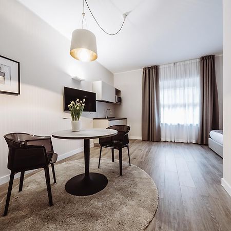 Estella Luxury Suites トリノ エクステリア 写真